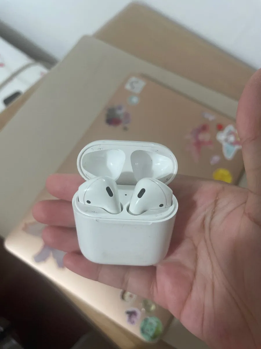 Airpods - Image 2