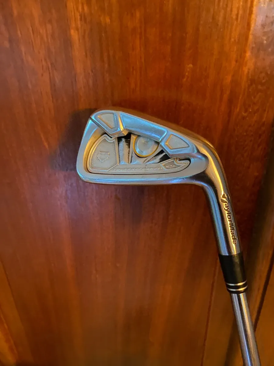 Taylormade Tour Preferred 4-PW  Forged Irons Stiff - Image 2