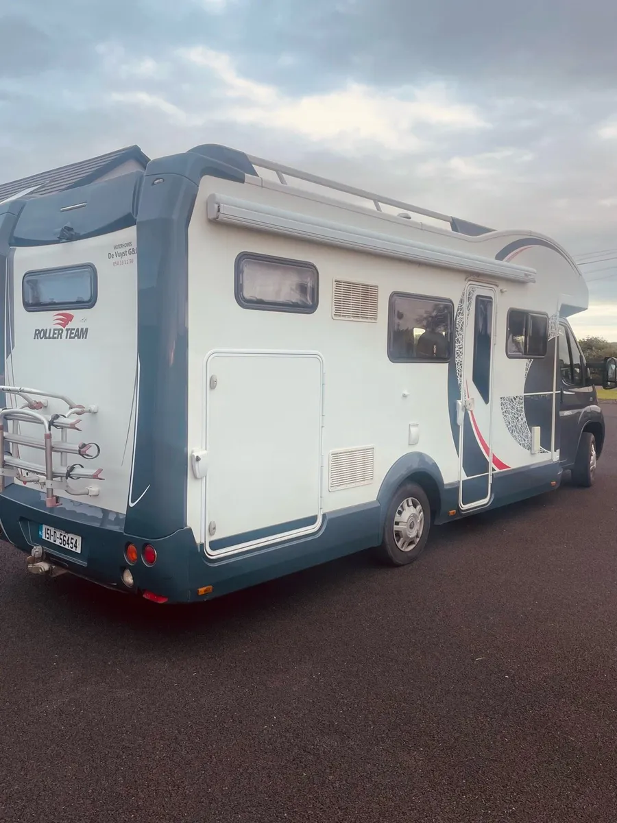 Camper - Image 1