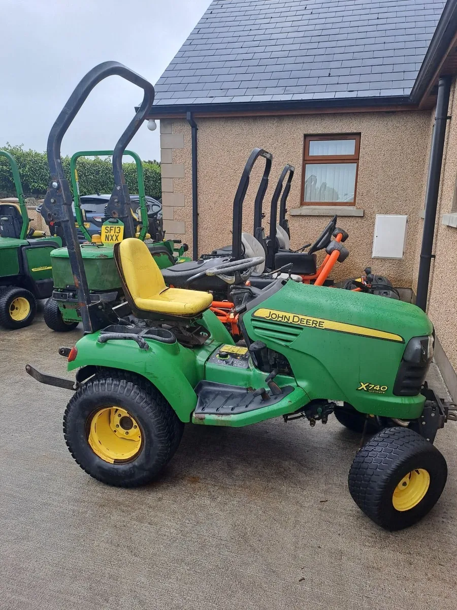 Compact tractor john deere diesel quad gator - Image 1