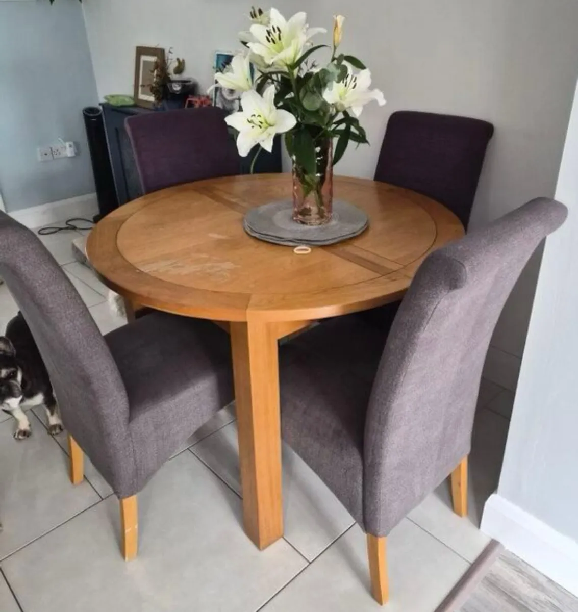 Gorgeous Circular Extendable Kitchen Dining Table - Image 2