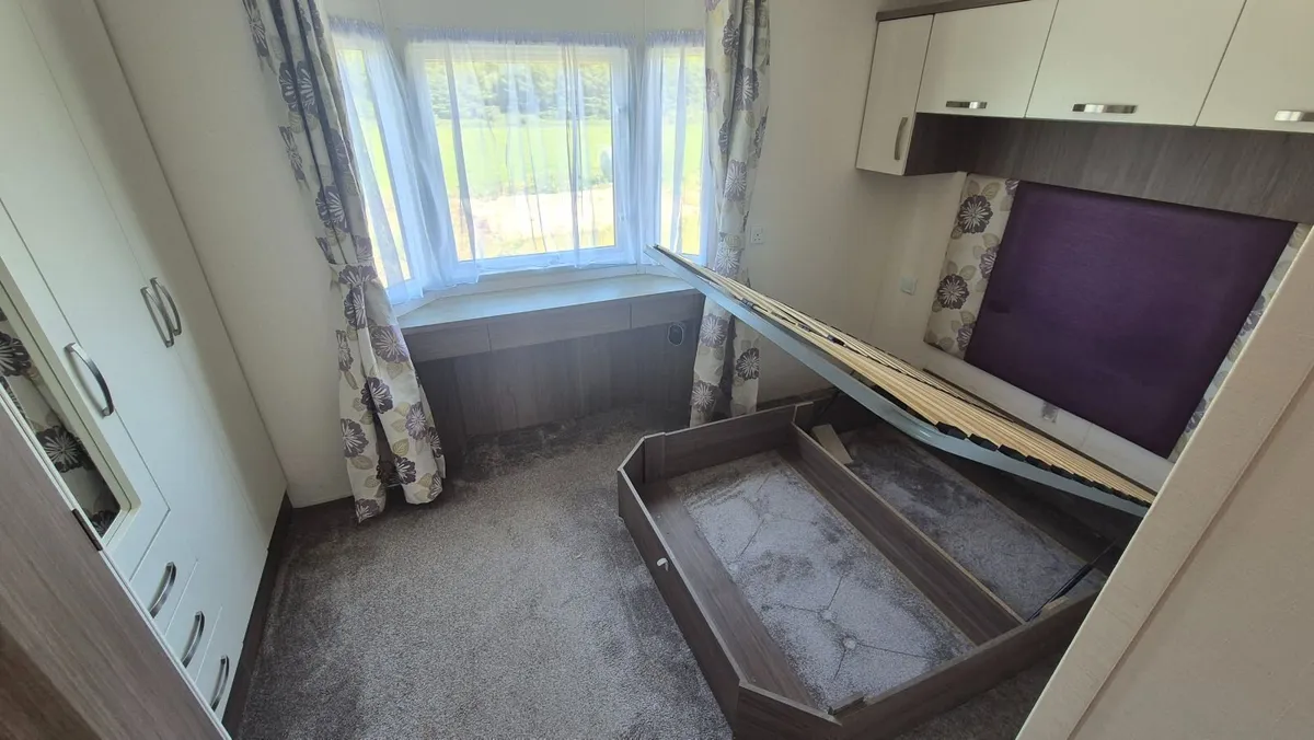 Mobile Home - 2015 Willerby Cameo (3 Bedroom) - Image 2