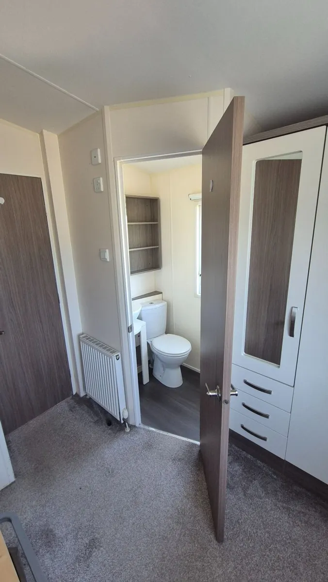 Mobile Home - 2015 Willerby Cameo (3 Bedroom) - Image 4