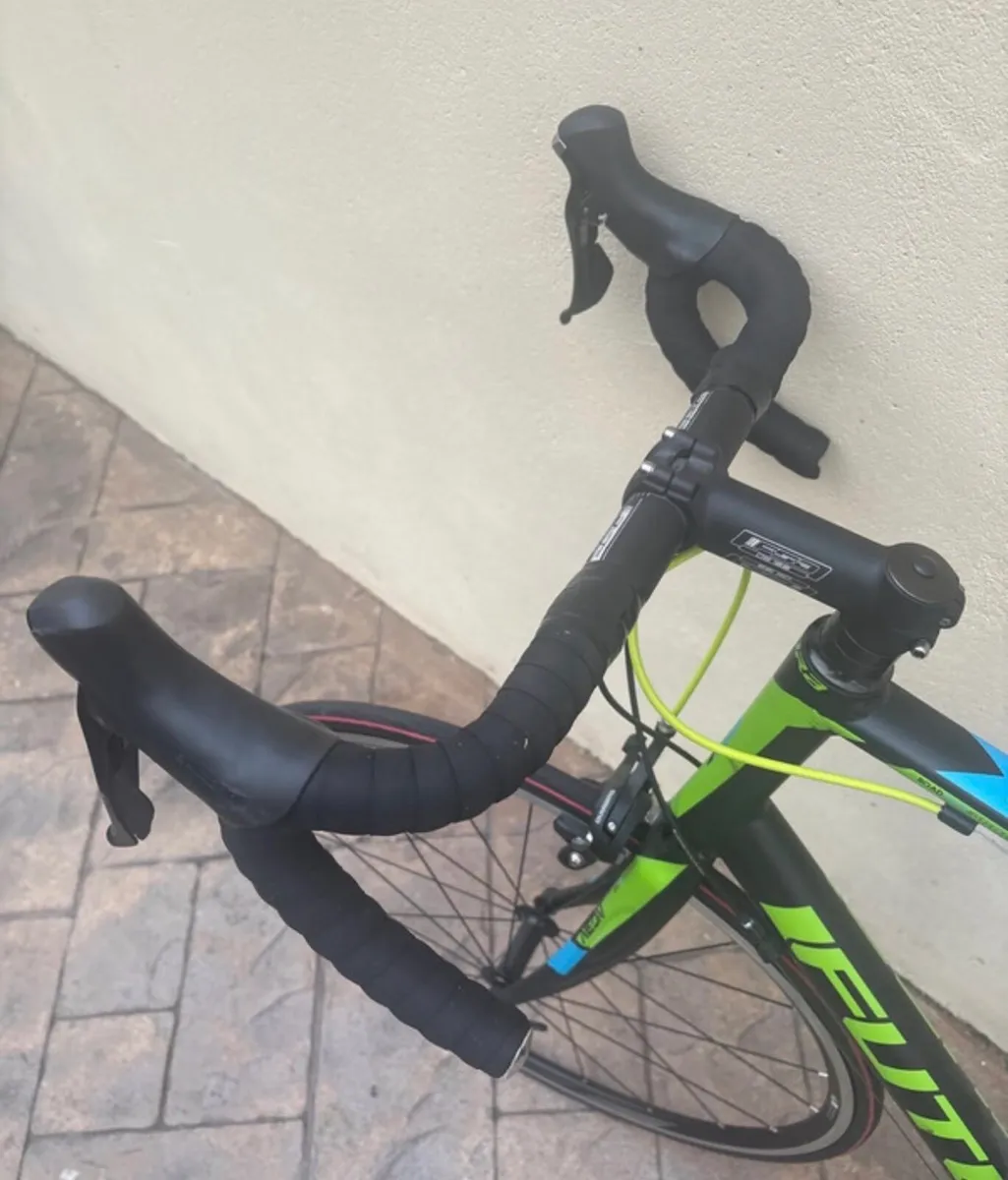 Racing bike - Image 4