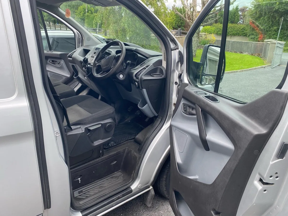 FORD TRANSIT Custom 2.0 - Image 4