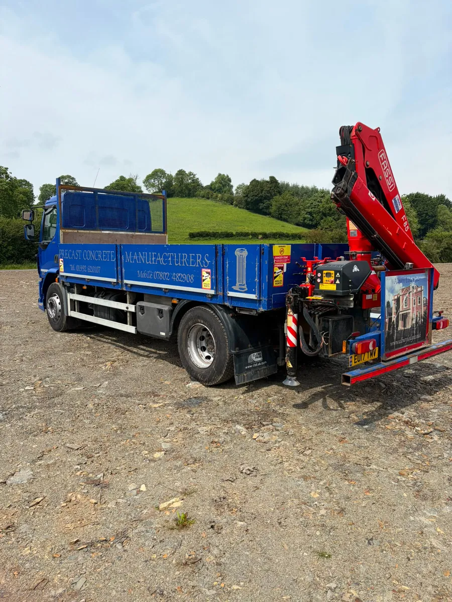 2017 DAF LF230 18Ton Dropside with Rear Crane - Image 4