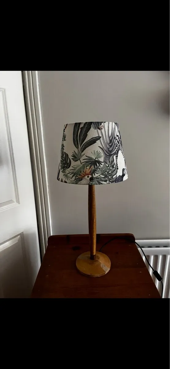 Gorgeous vintage style wooed lamp