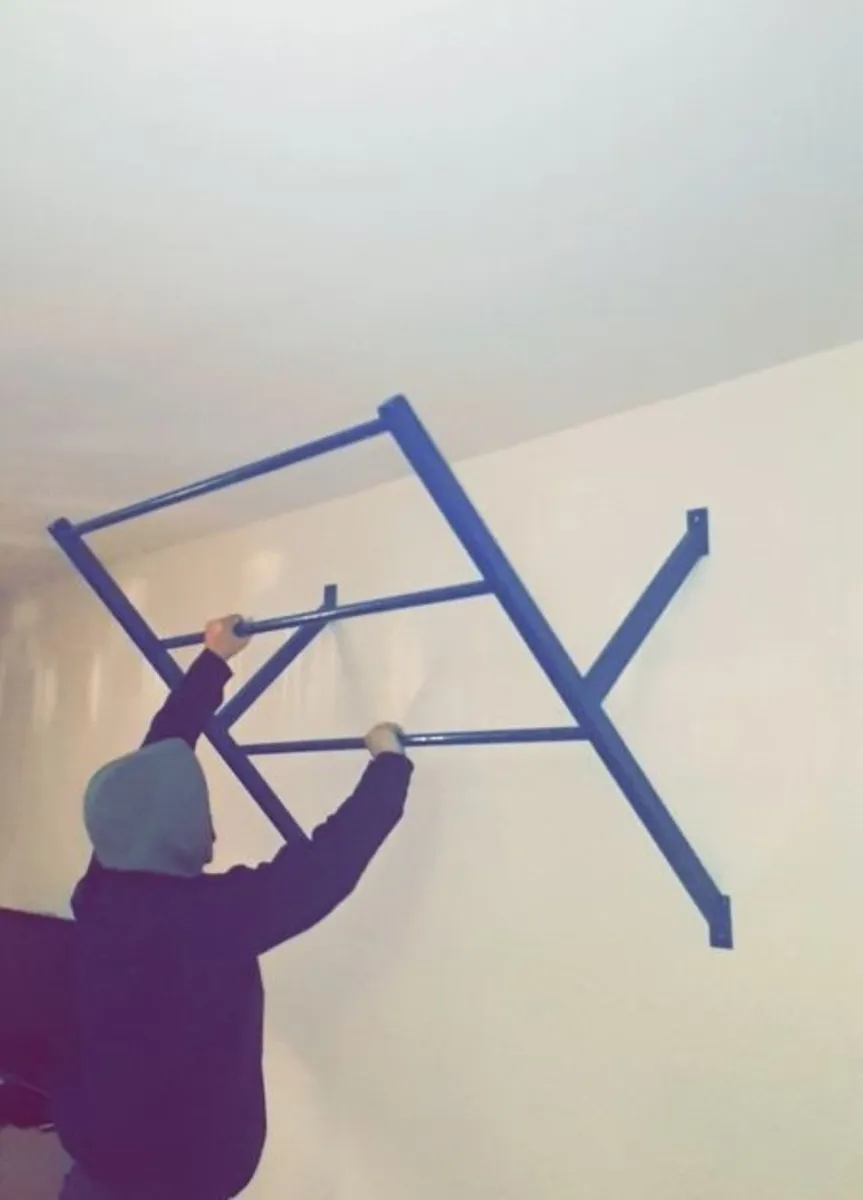 Chin up / Pull up bars - Image 3