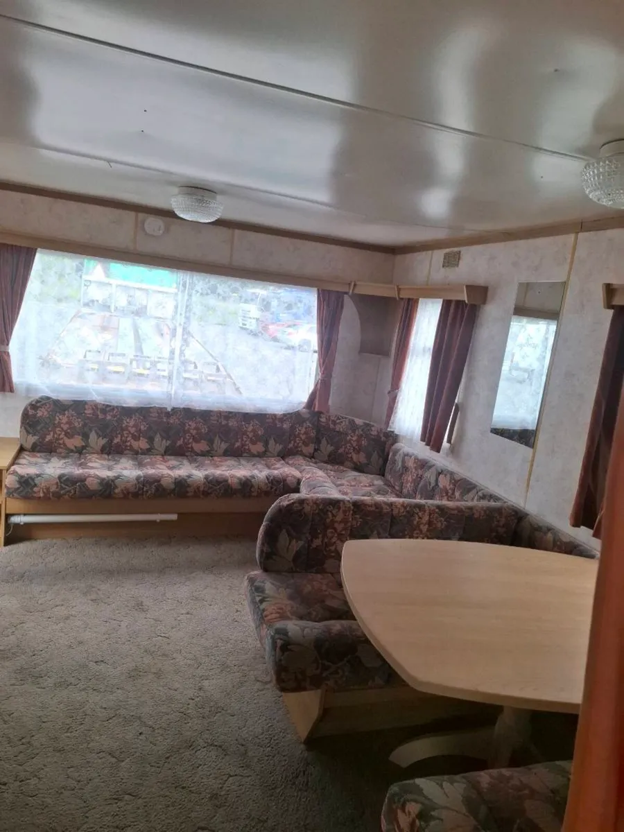 30x10 Willerby Mobile Home. Free Delivery - Image 3
