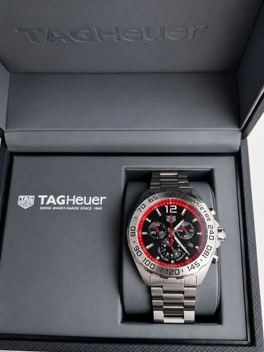 TAG Heuer Formula 1 Chronograph Red Dial | Box, Manual & Tags | CAZ1011 - Image 1