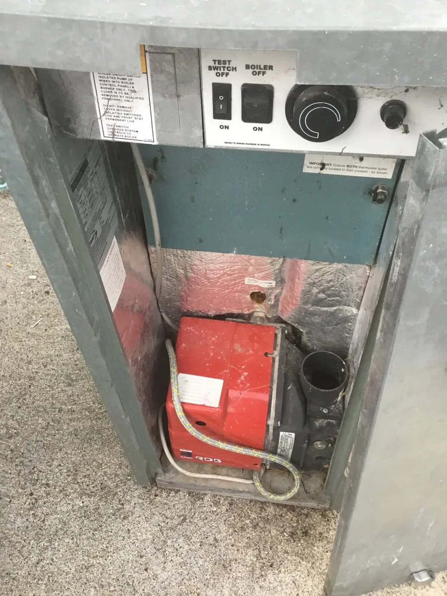 Grant Vortex condensing boiler 50 70 - Image 2