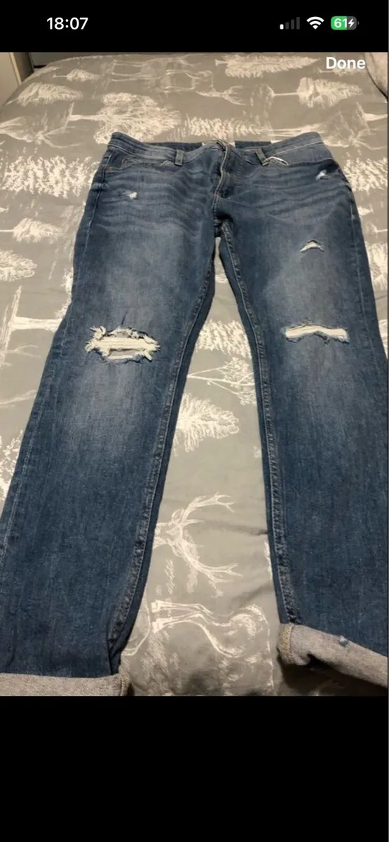 Mens BNWT jeans W32” €15 - Image 1