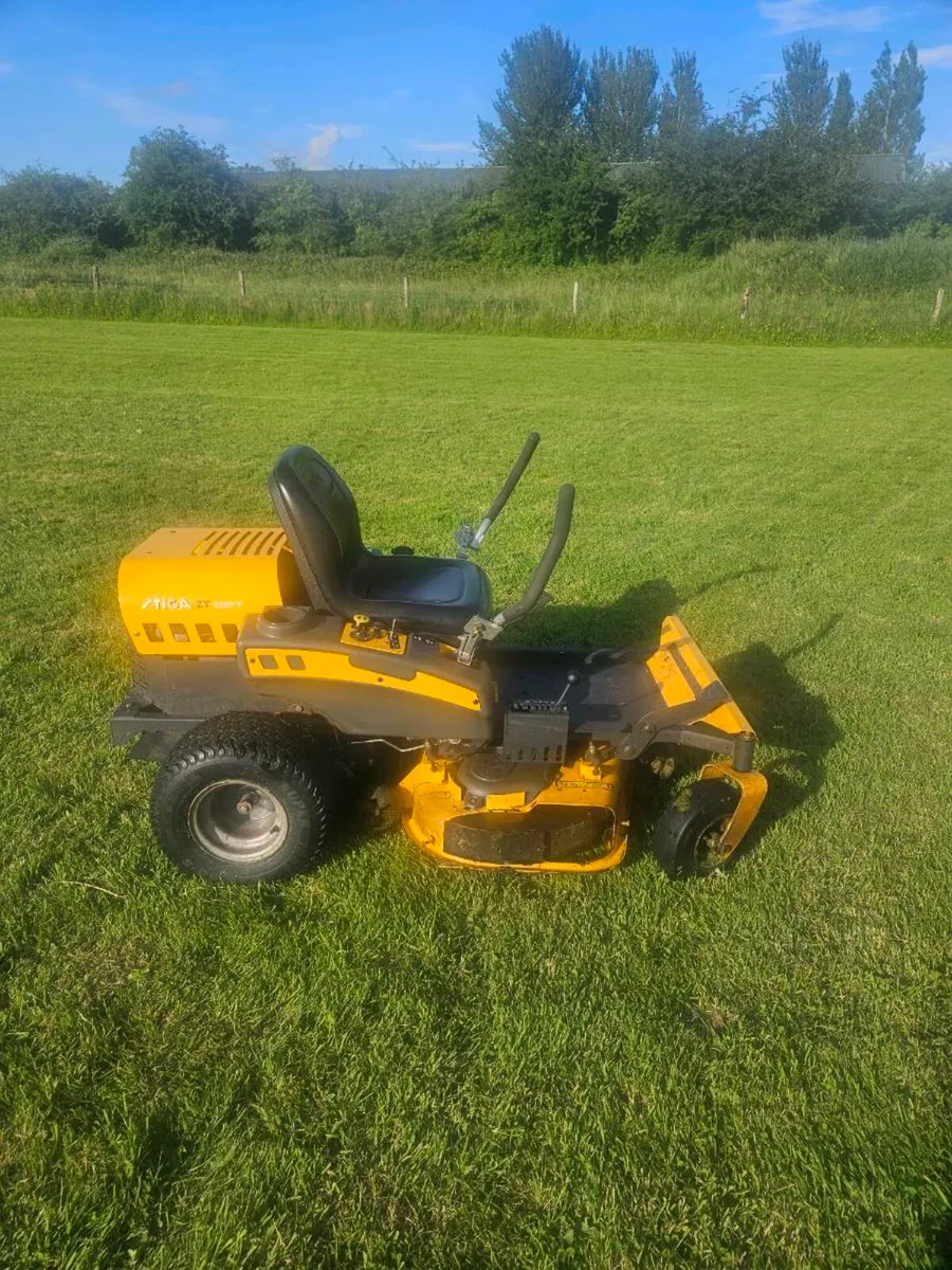Stiga Zero turn mower - Image 1