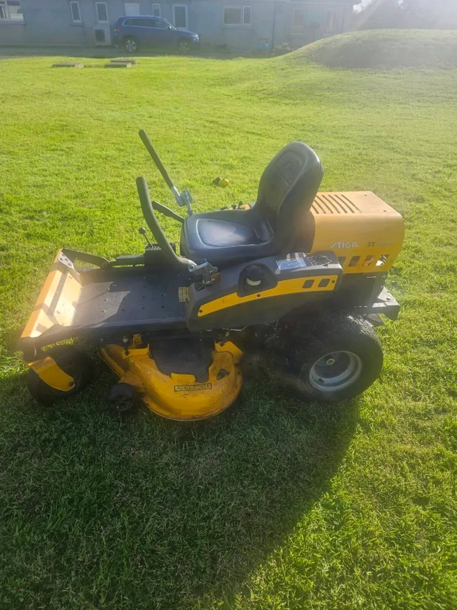 Stiga Zero turn mower - Image 3
