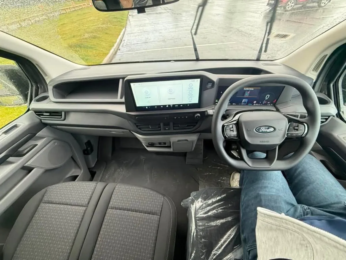 Taxi - Image 3