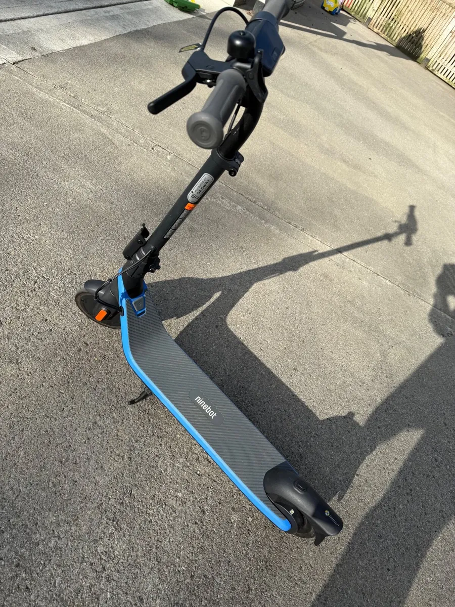 Segway Ninebot KickScooter C2 Pro - Image 1