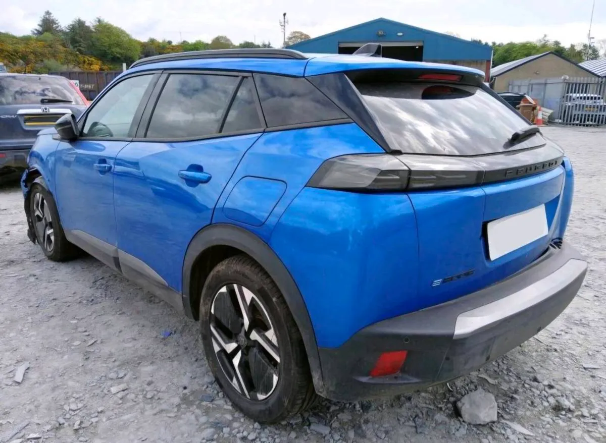 2024 Peugeot 2008 Electric BREAKING PARTS SPARES - Image 2
