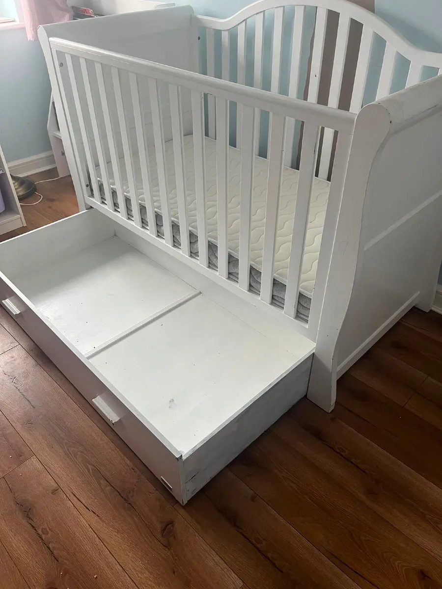 Sleigh cot toddler bed - Image 1