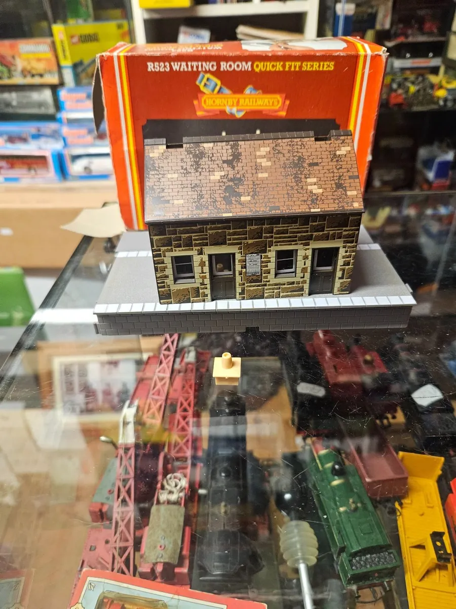 Hornby OO Gauge Station Building - Image 3