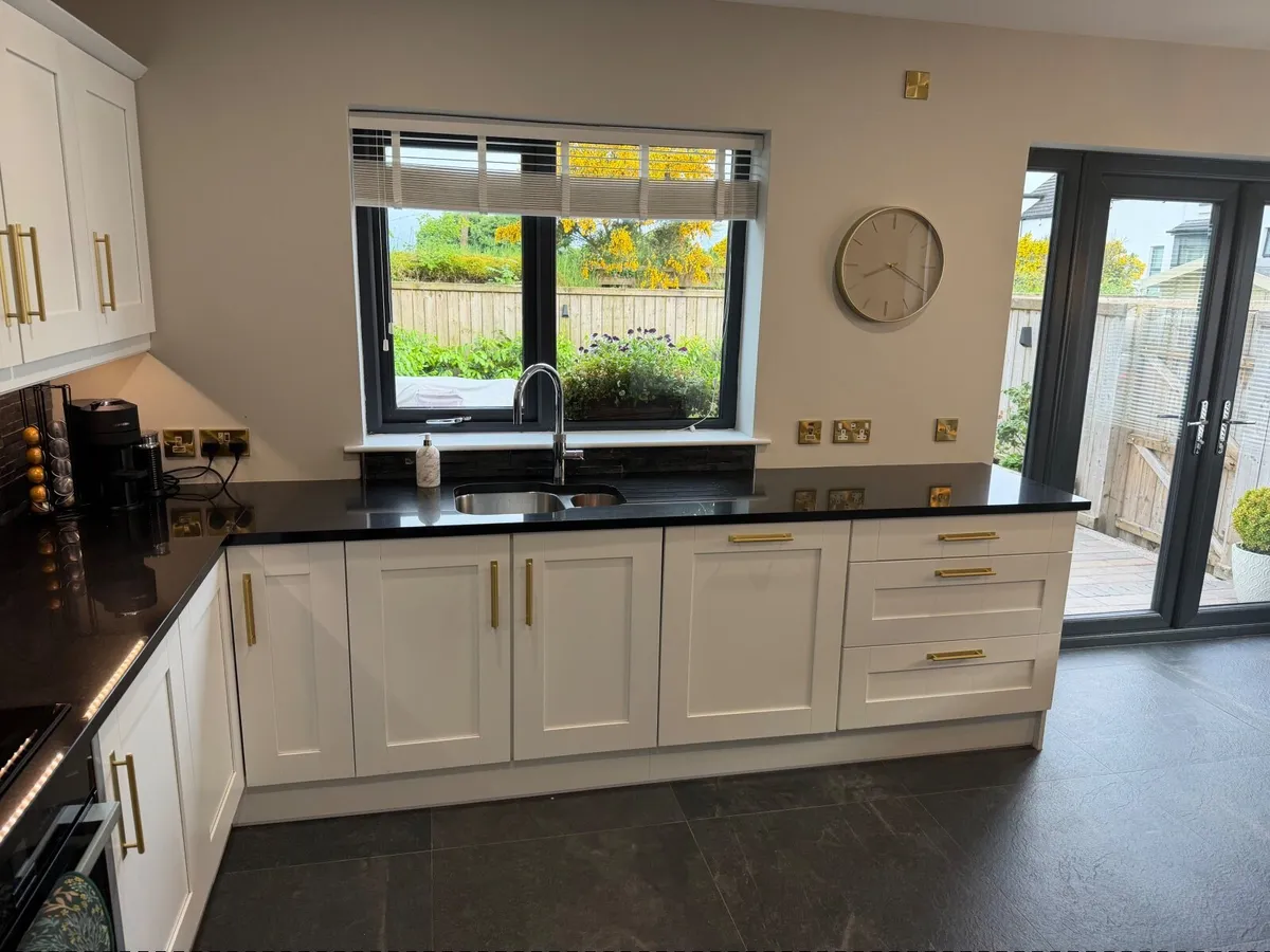 Kitchen Units - Image 3