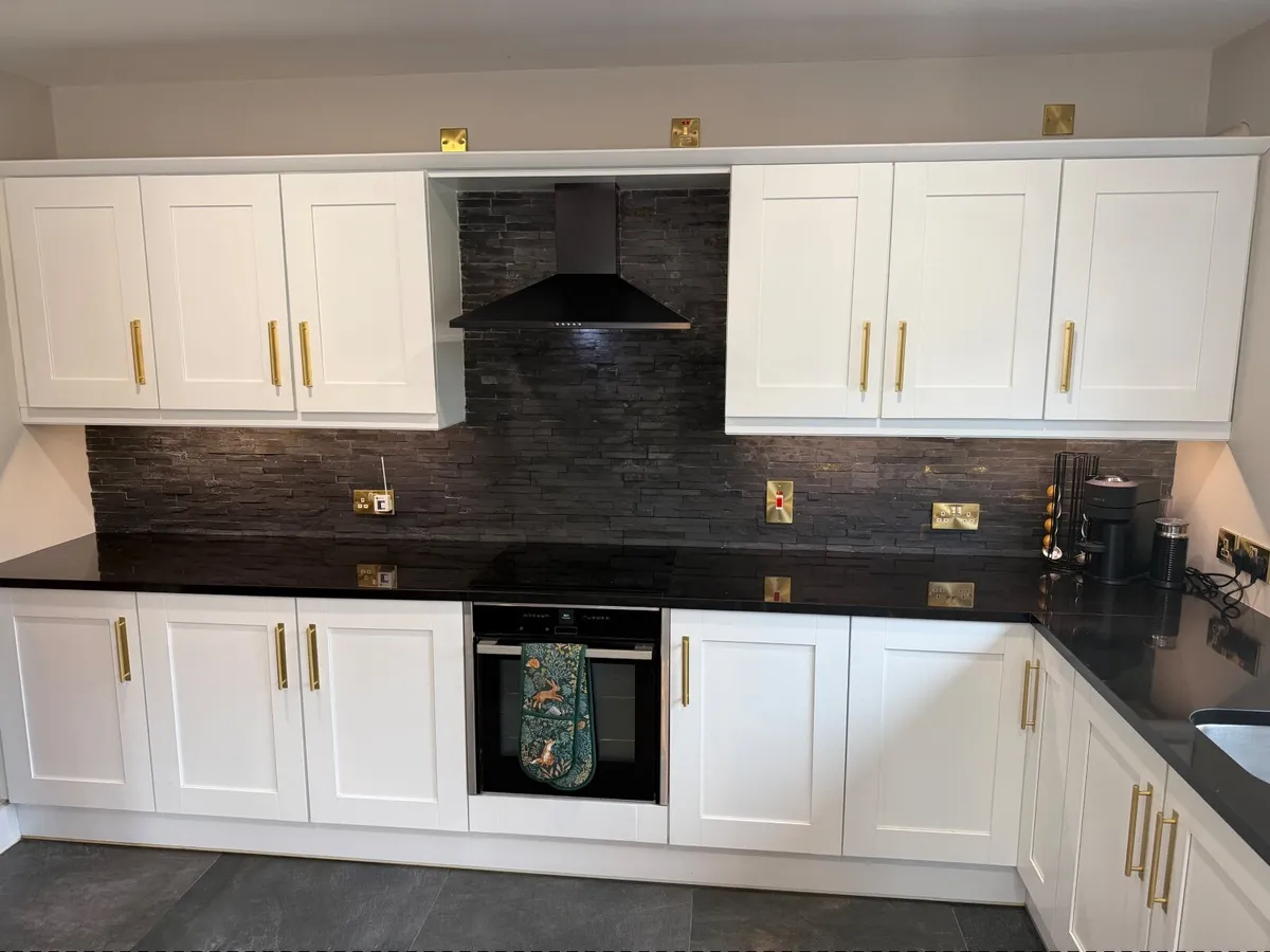 Kitchen Units - Image 2