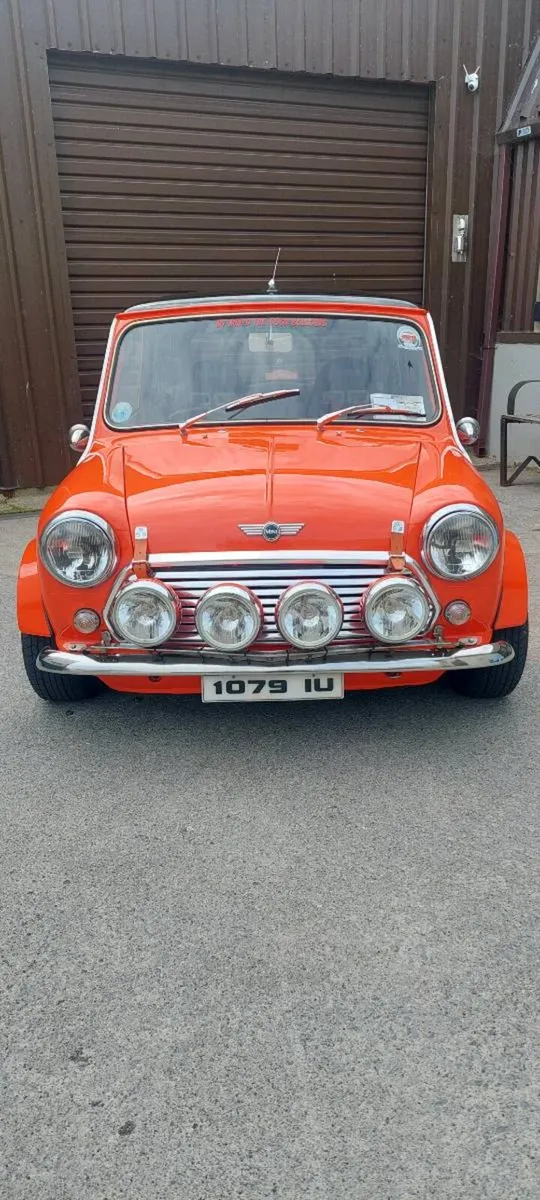 Classic Austin Mini - Image 1