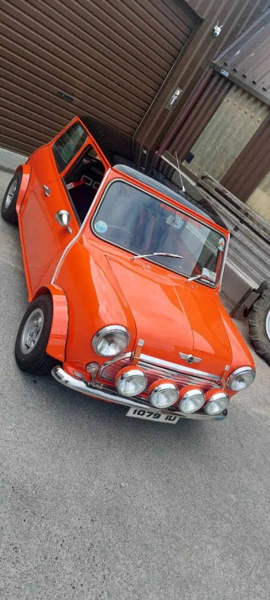 Classic Austin Mini - Image 3