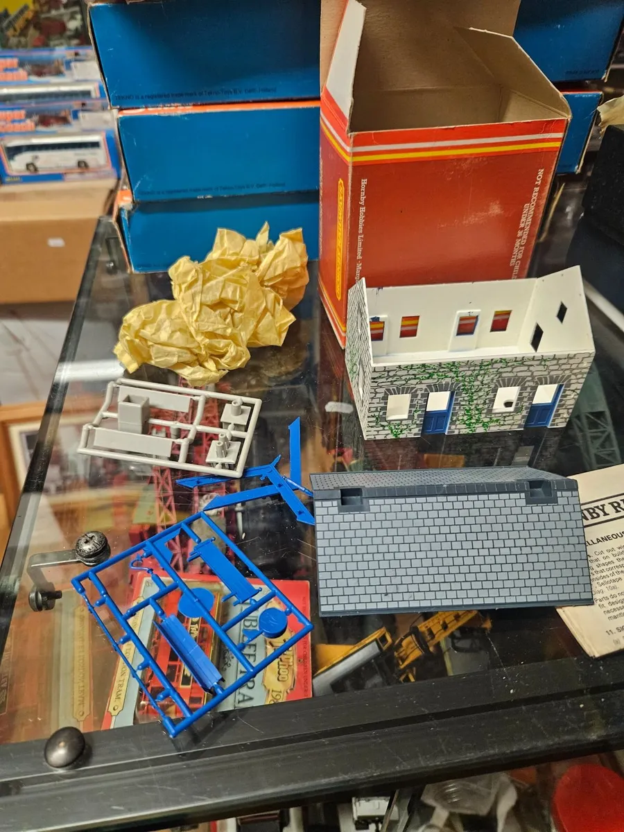 Hornby OO Gauge Station Building or House - Image 3