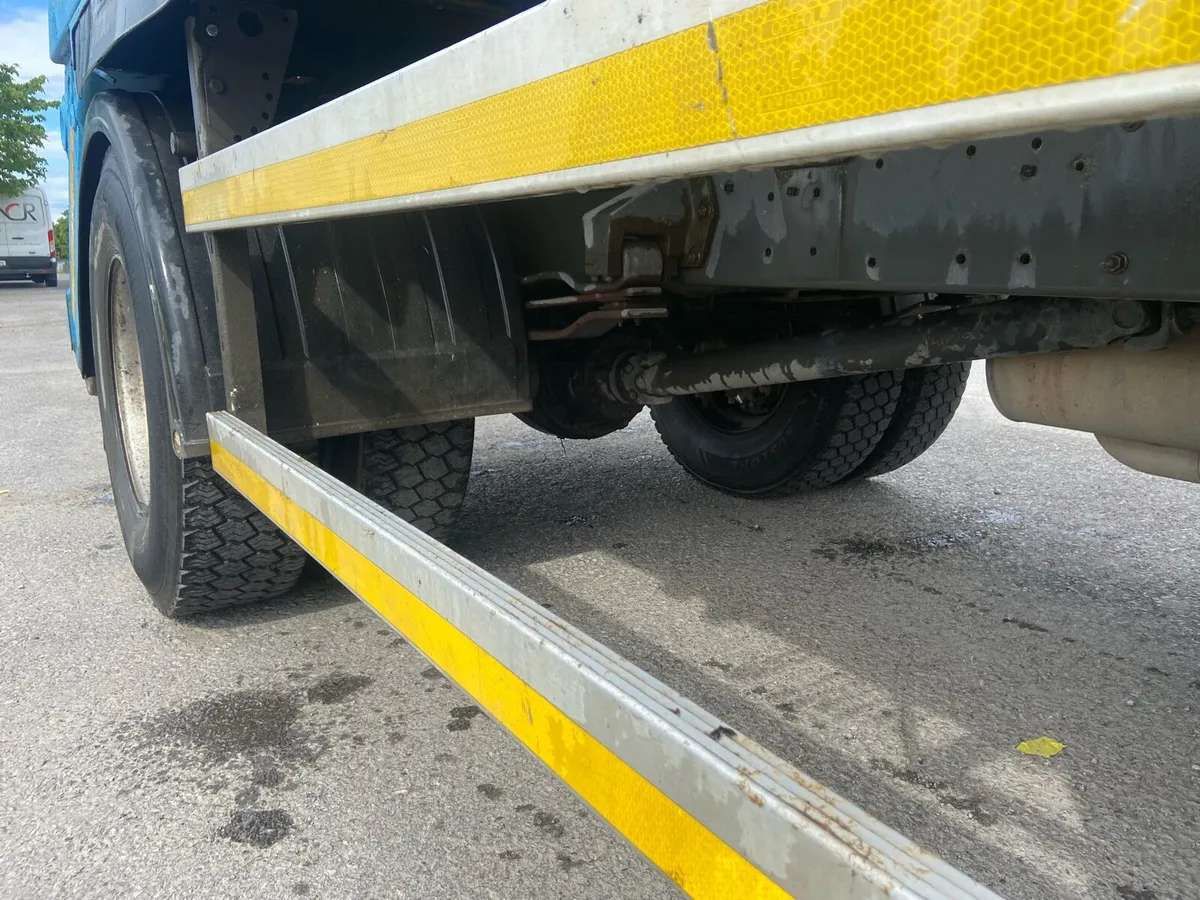 Truck for sale - Image 4