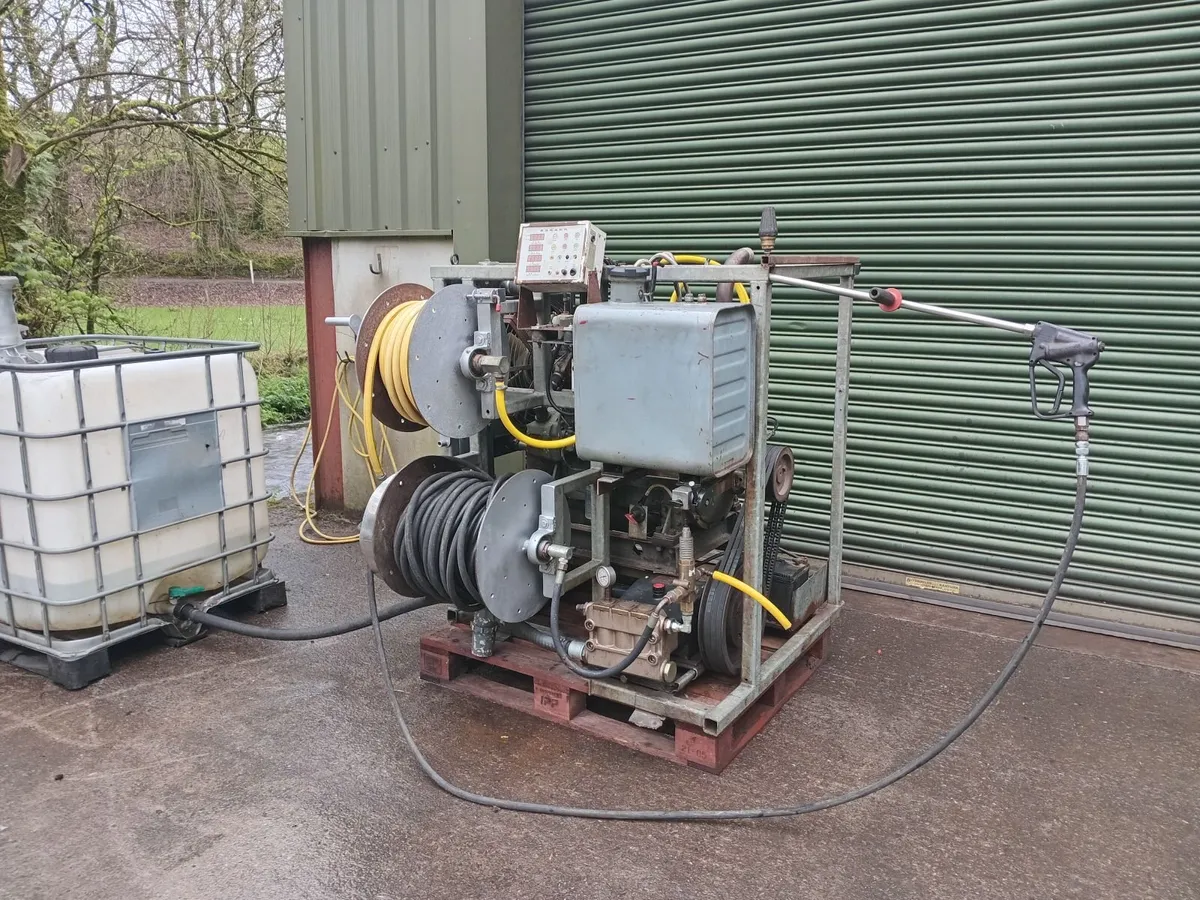 power washer - Image 1