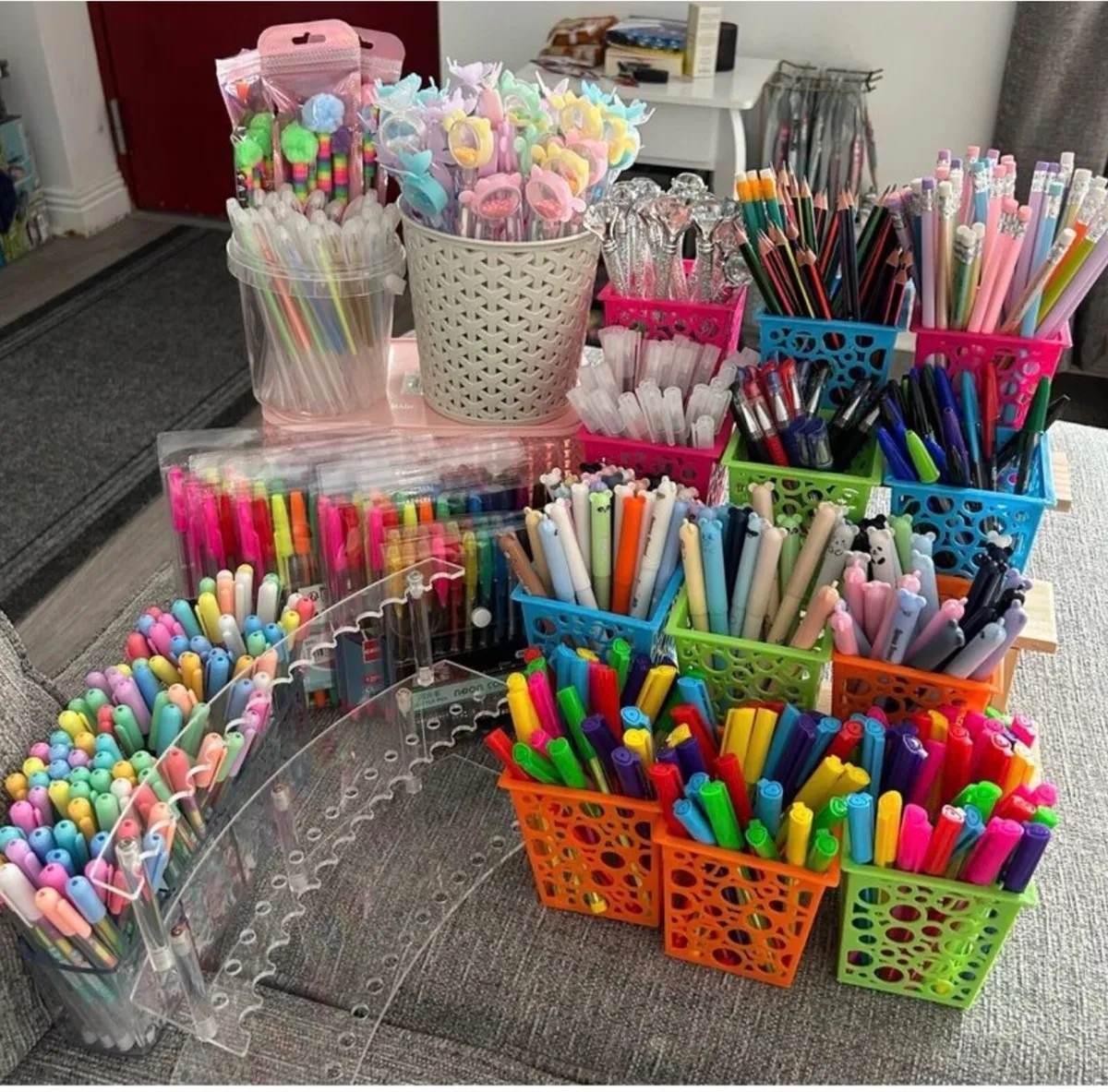 Lovely new Pens & pencils - Image 1