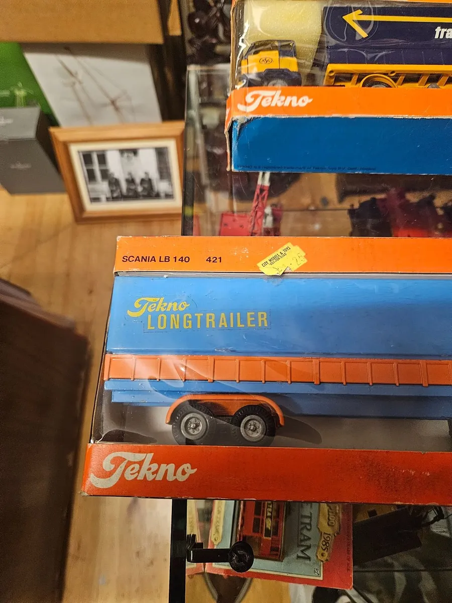 Corgi Tekno Scania Tractor Unit and Trailer 1.50 - Image 3