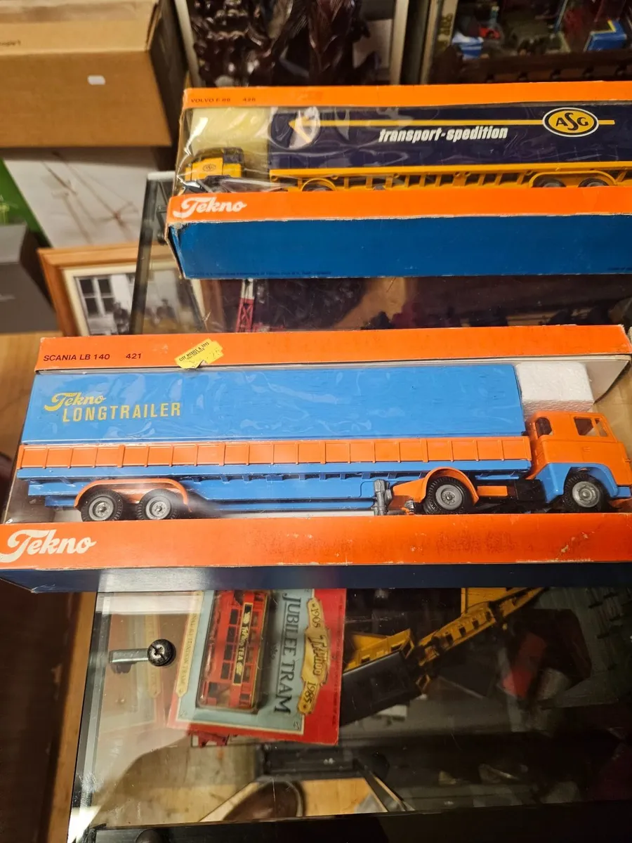 Corgi Tekno Scania Tractor Unit and Trailer 1.50 - Image 2