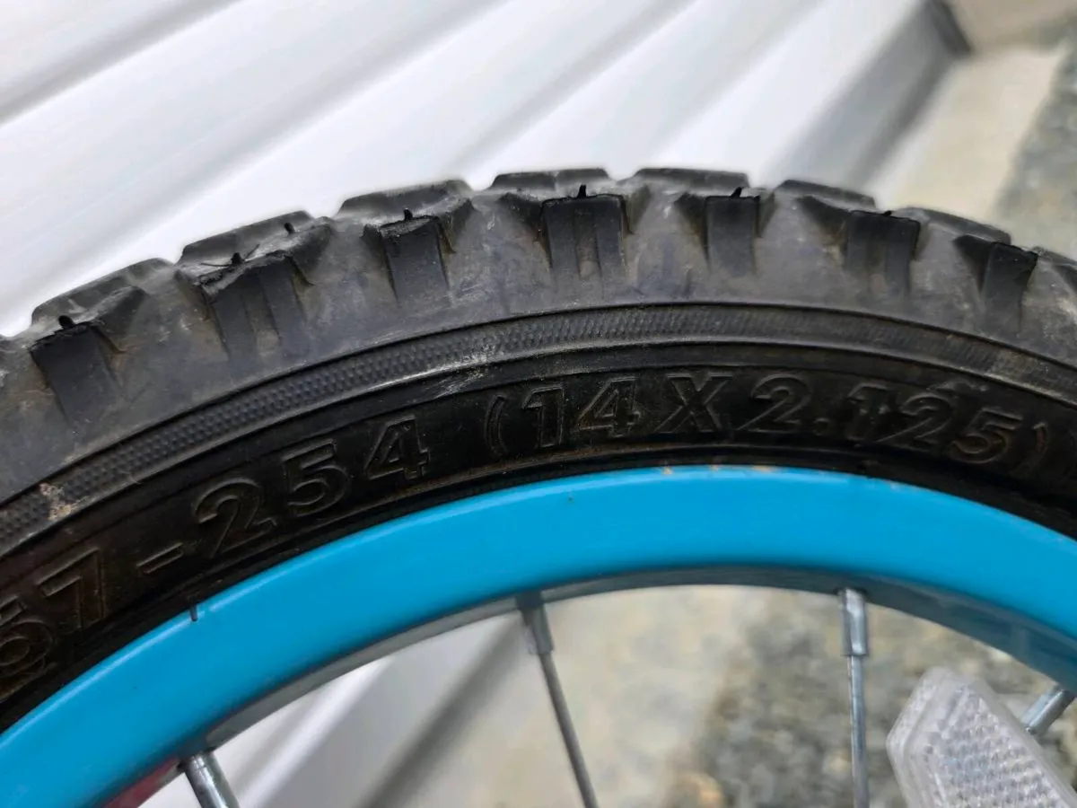 Kids bike - Image 2