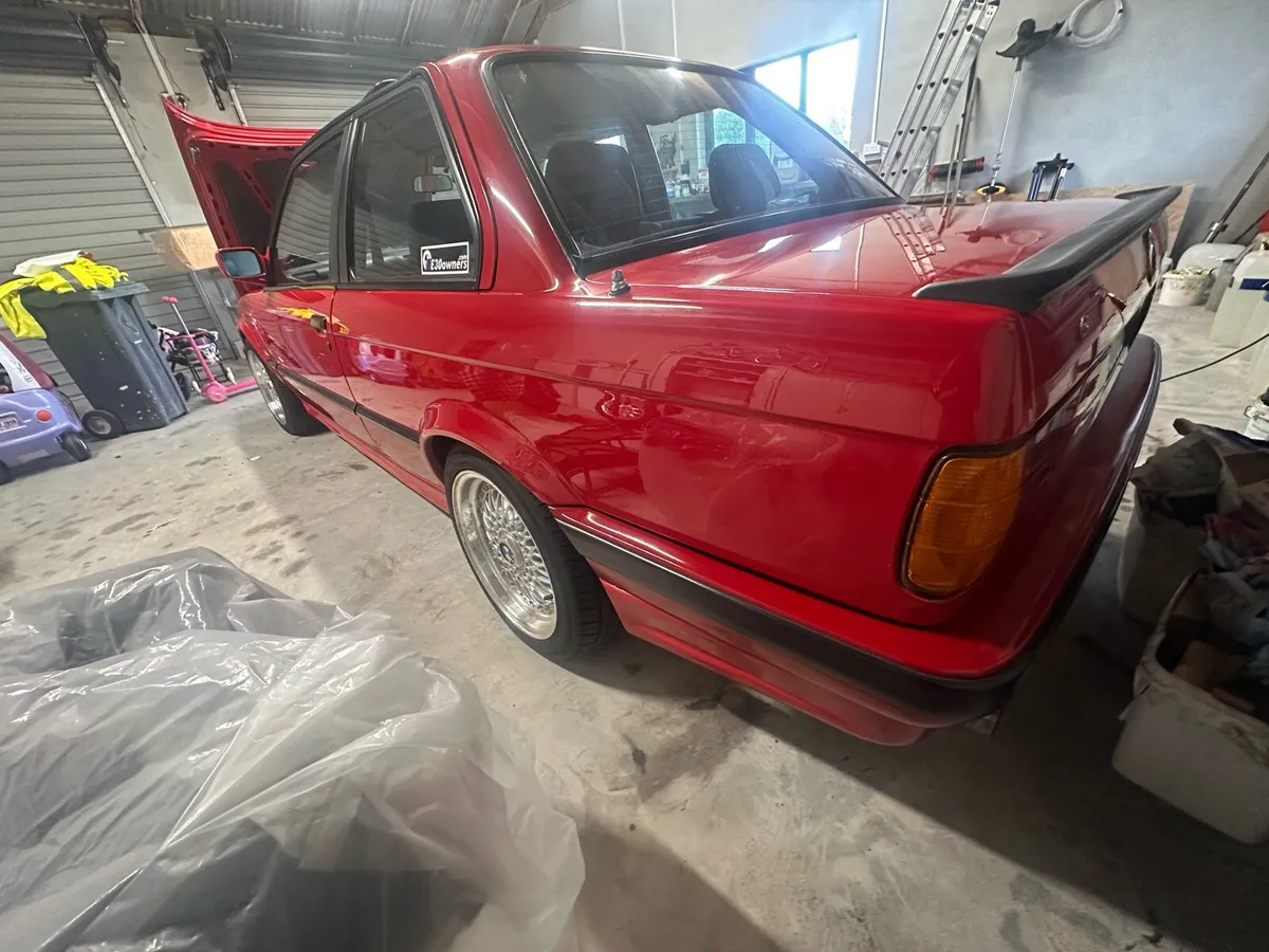 BMW E30 - Image 4