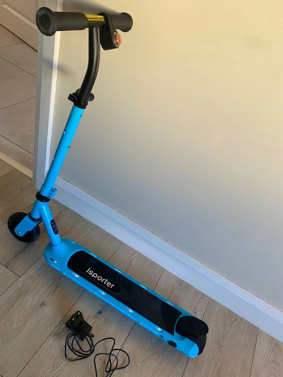 Electric Scooter - Image 4