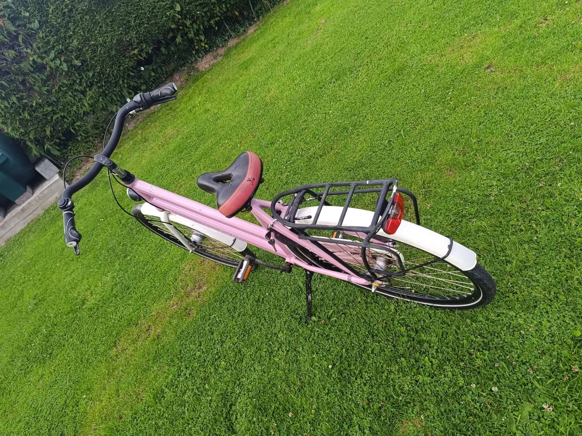 2 adult bikes for 100 - Image 2