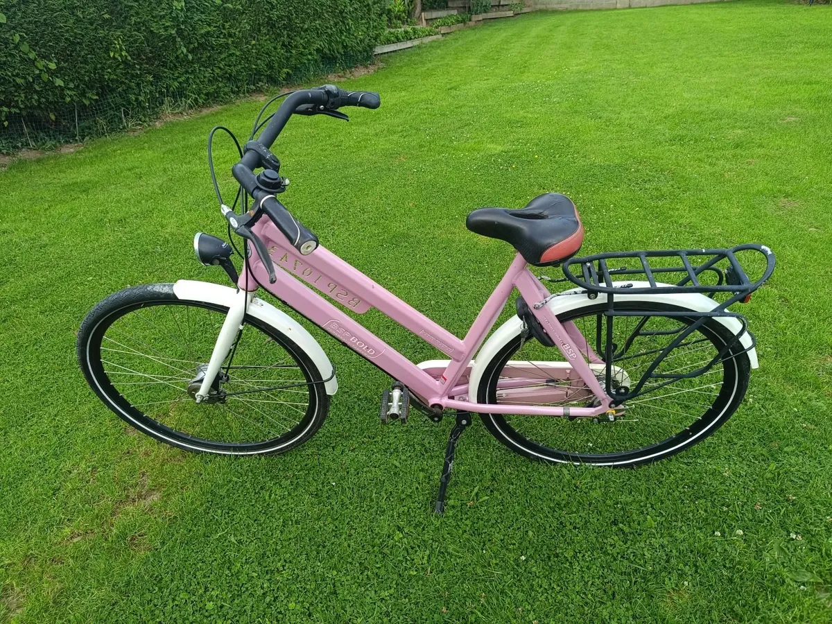 2 adult bikes for 100 - Image 1