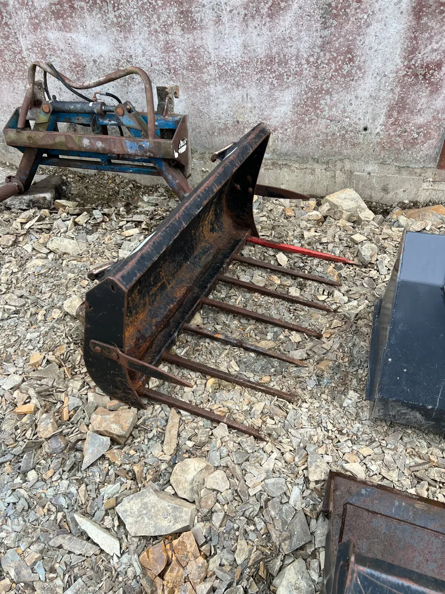 Front Loader Attachments - Image 4