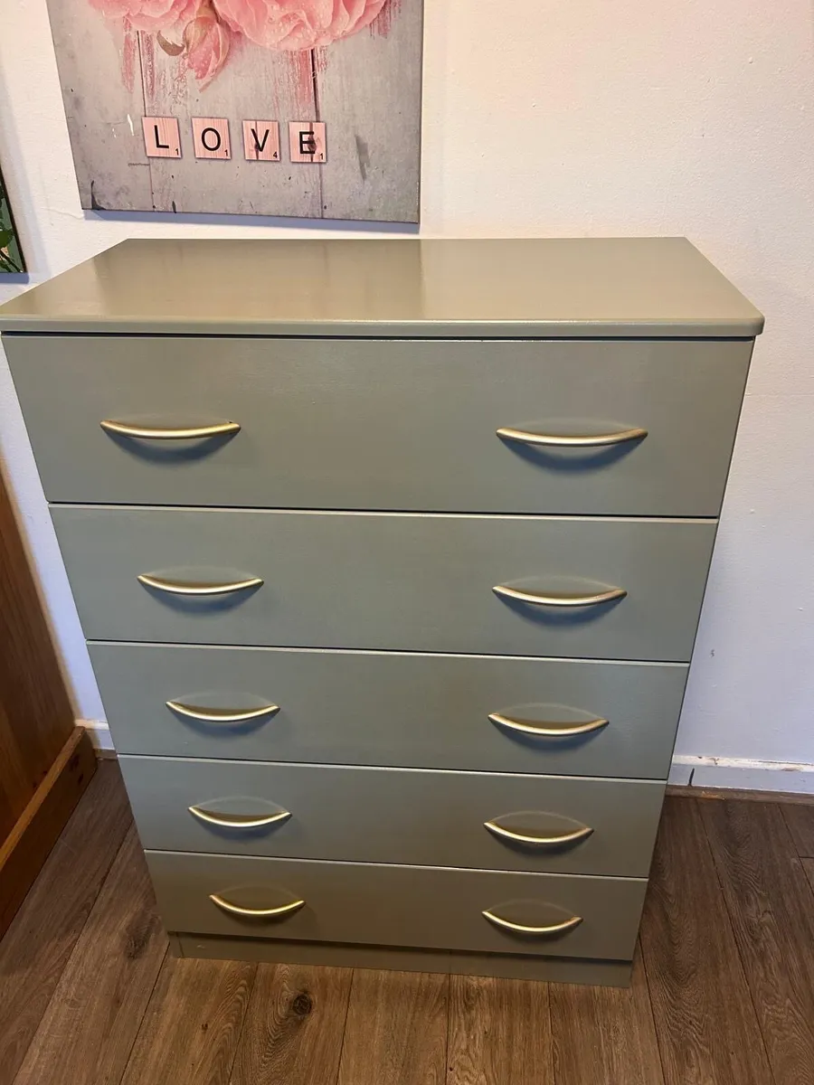 Grey chest of drawers - Image 3