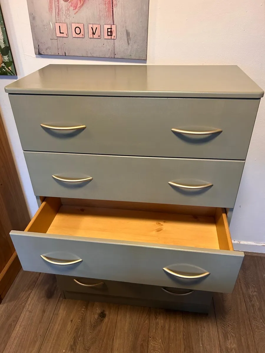 Grey chest of drawers - Image 2