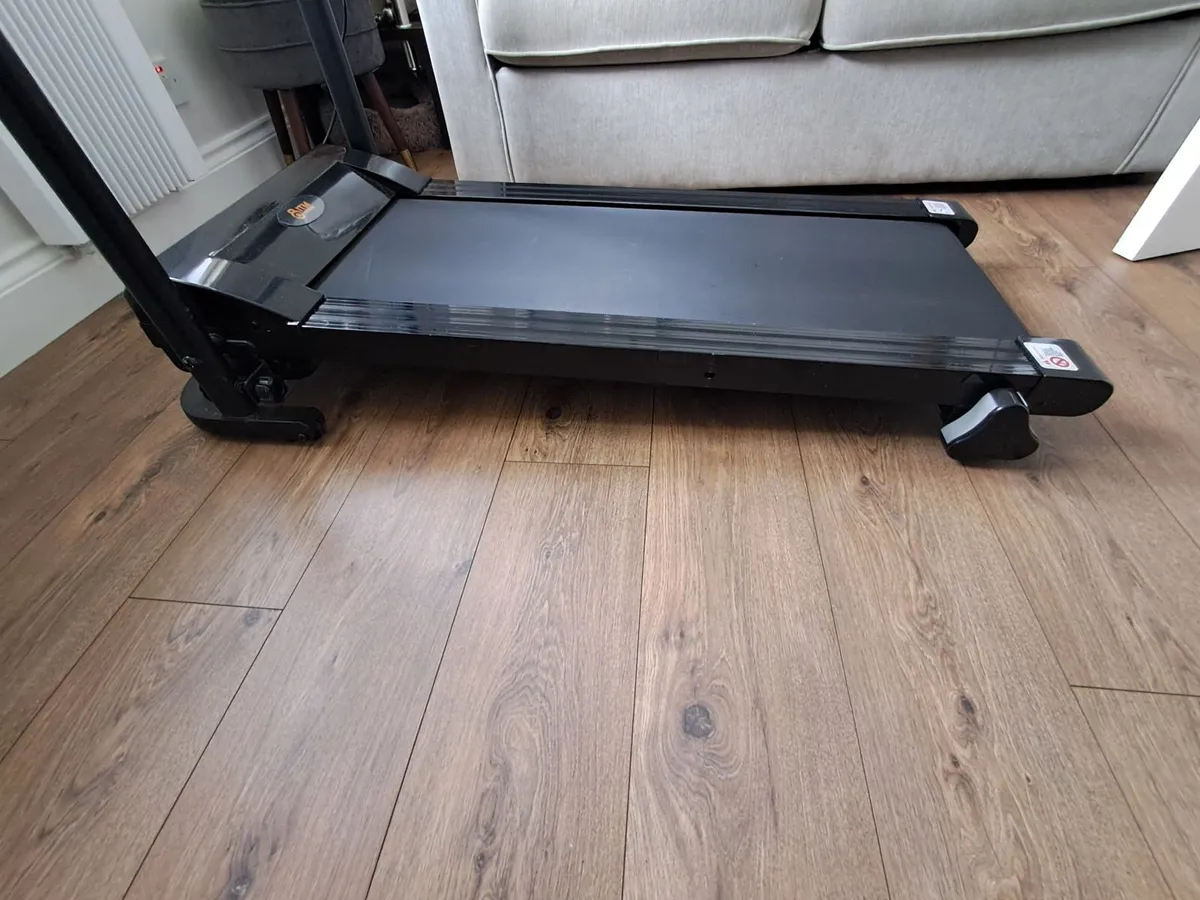 Powertrack 500 Treadmill - Image 2