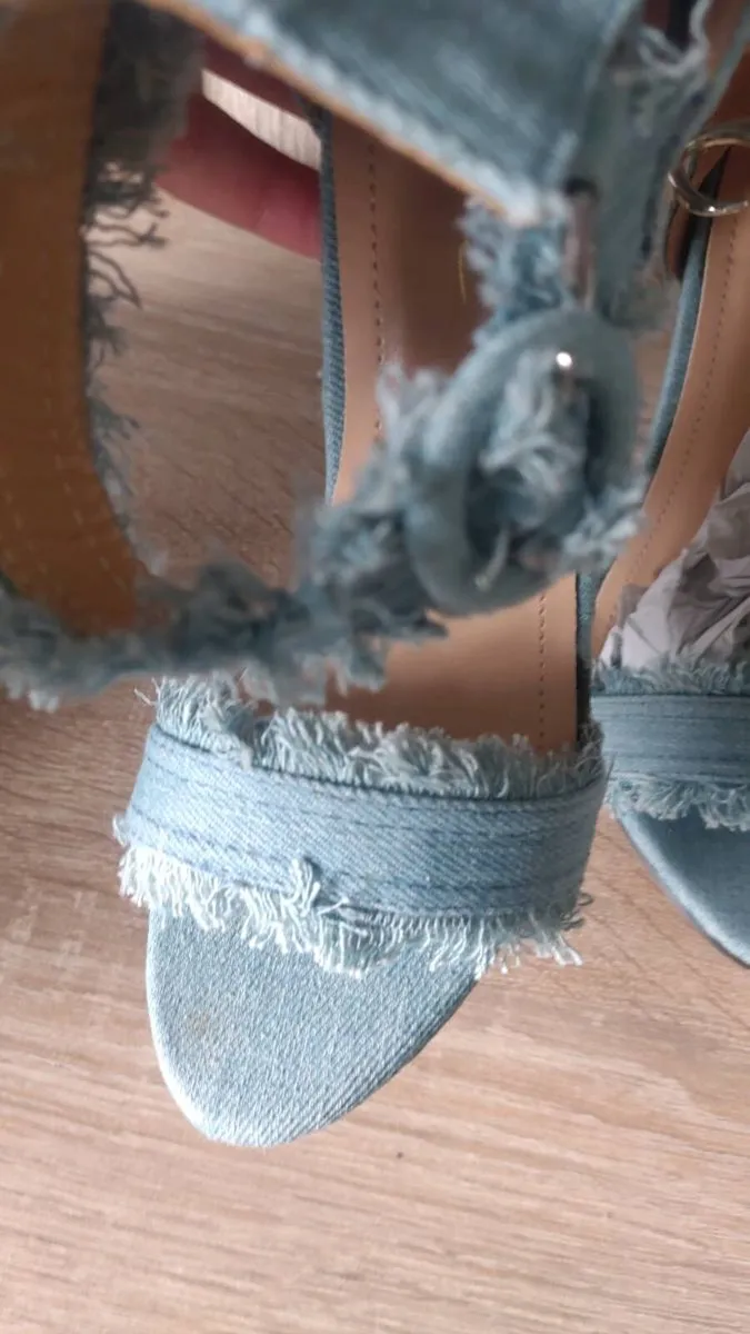 Jeans look heels size 35 - Image 1