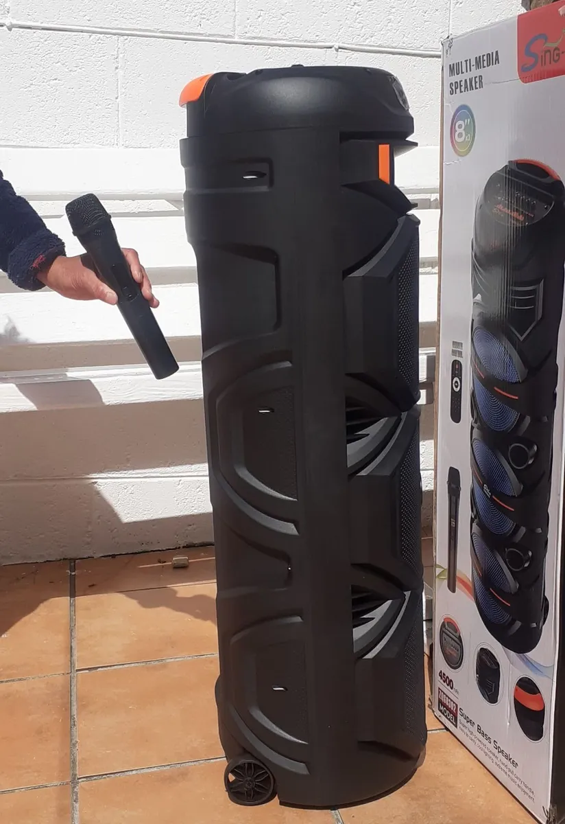 Karaoke Party Speaker. New. - Image 1