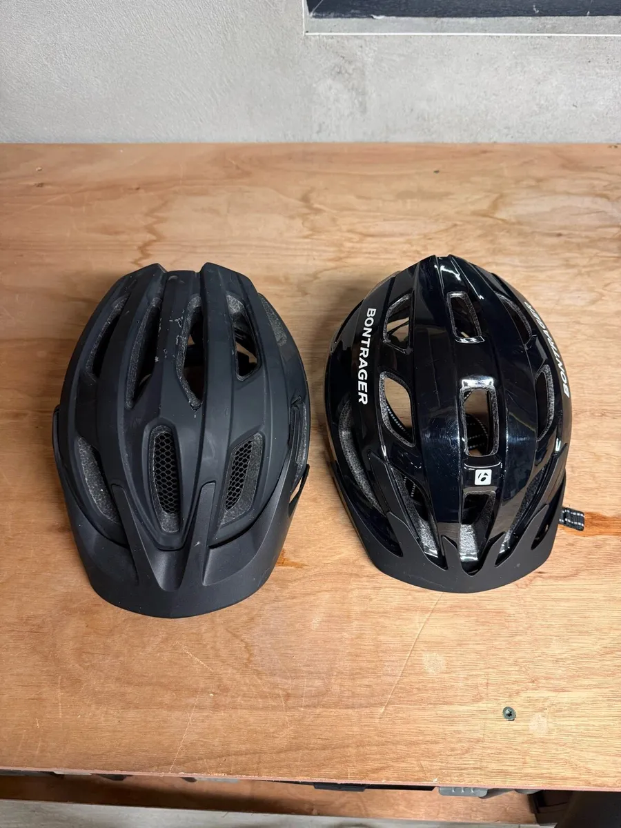 Saris car bike rack + Track Pump + Cycling Helmets - Image 2