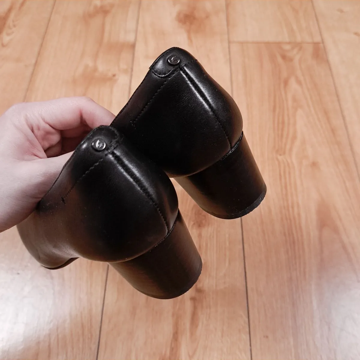 Clarks Black Leather Block Heel Pumps 3UK/36.5EU - Image 2