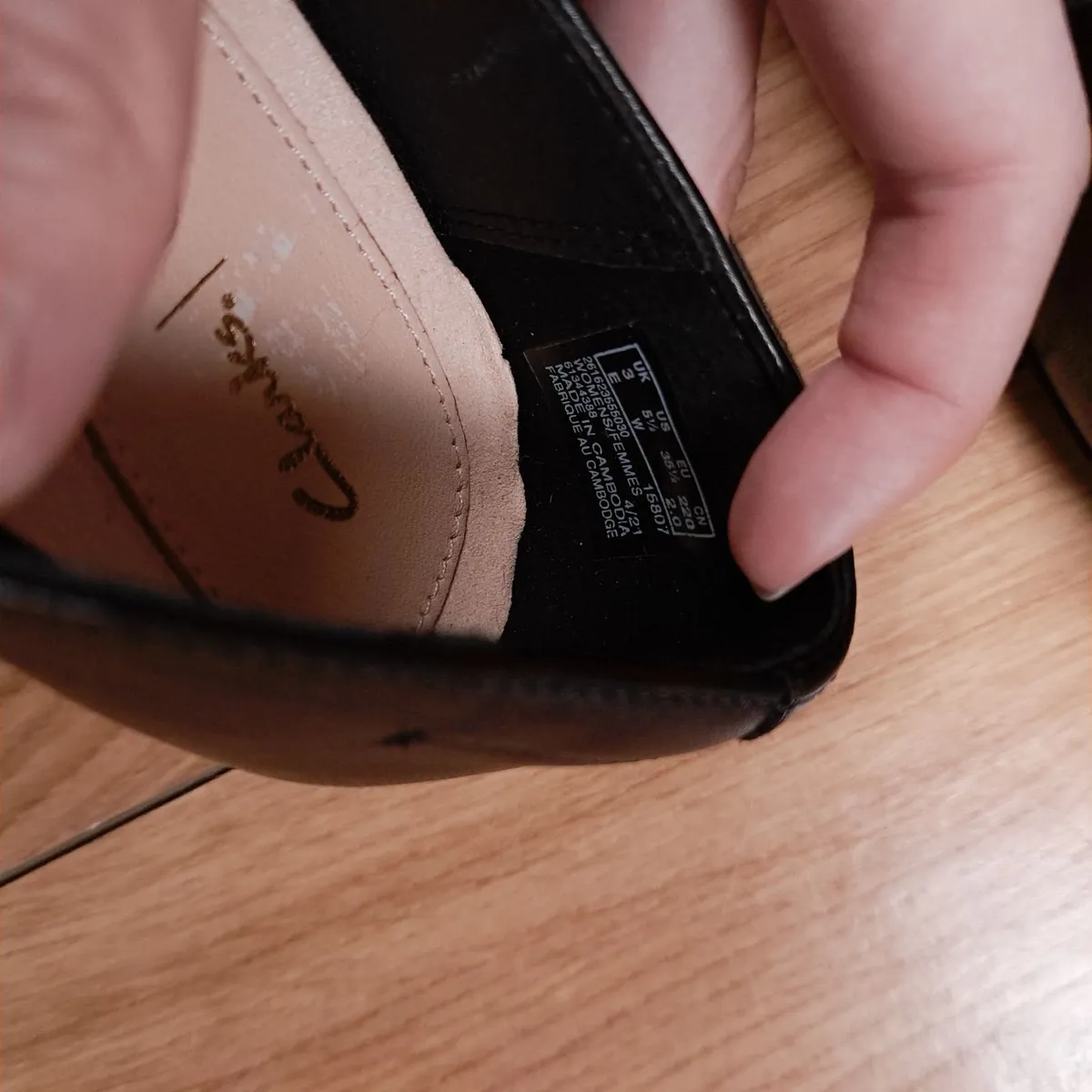 Clarks Black Leather Block Heel Pumps 3UK/36.5EU - Image 3