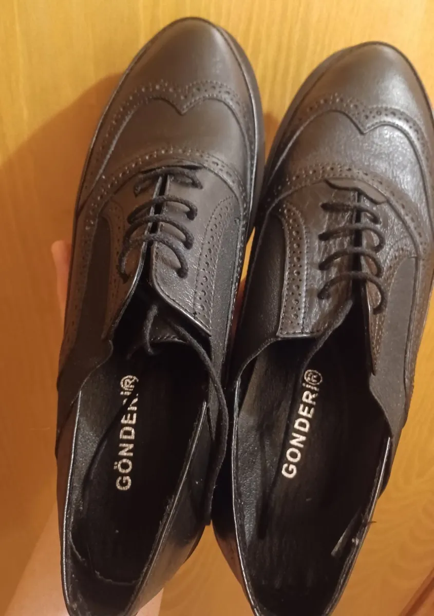 Never Worn Genuine Leather Women's Shoes - Size 7 - Image 3