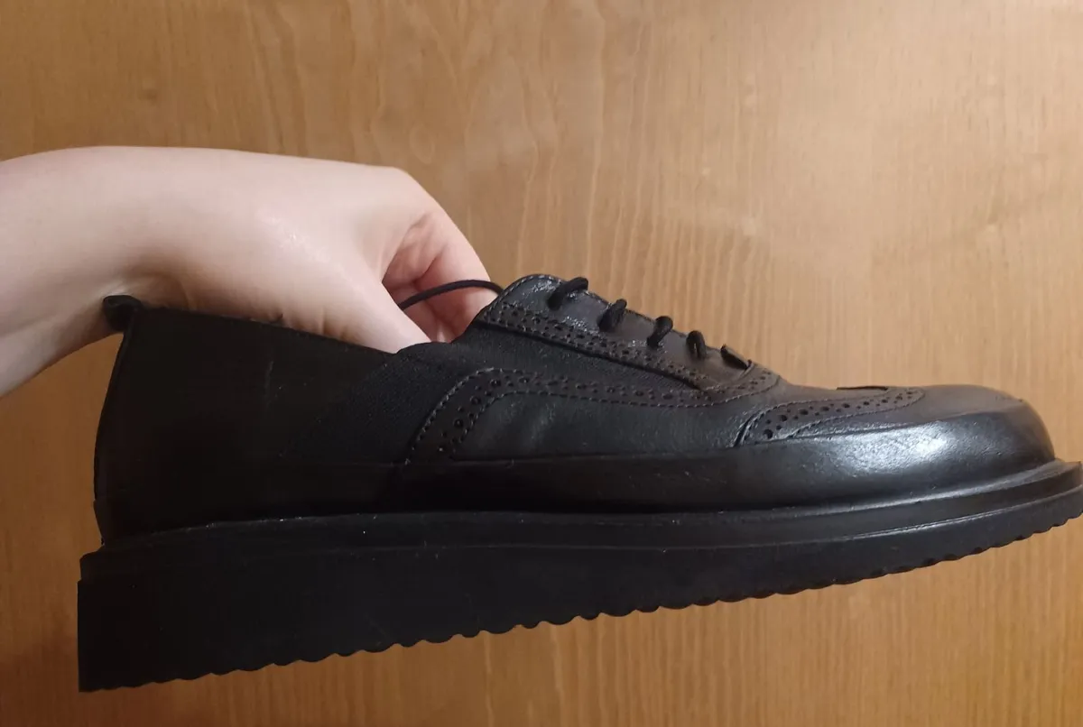 Never Worn Genuine Leather Women's Shoes - Size 7 - Image 4