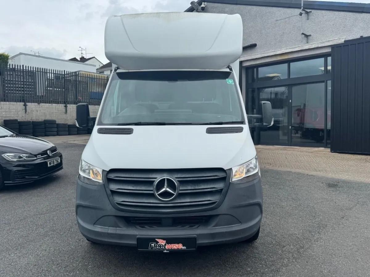 2.1 314 CDI Chassis Cab 2dr Diesel G-Tronic FWD L2 - Image 2